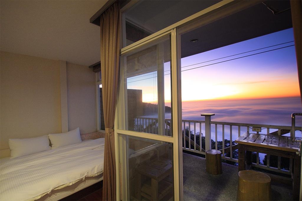 Sky Lounge B&B Zhushan Luaran gambar