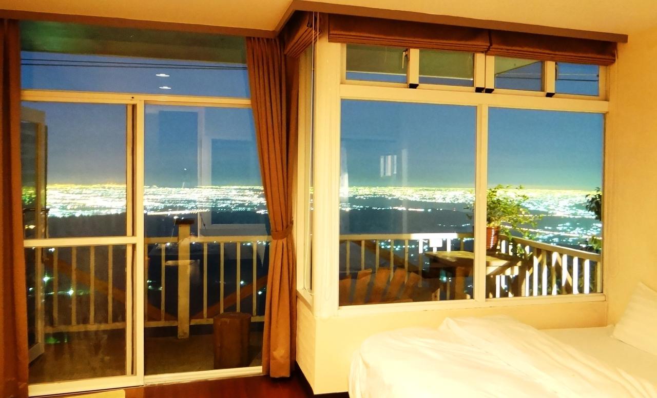 Sky Lounge B&B Zhushan Luaran gambar