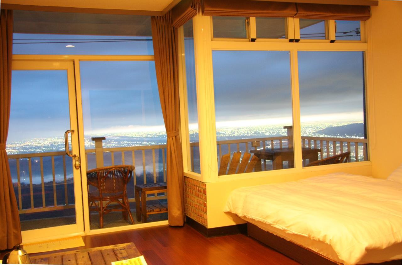Sky Lounge B&B Zhushan Luaran gambar
