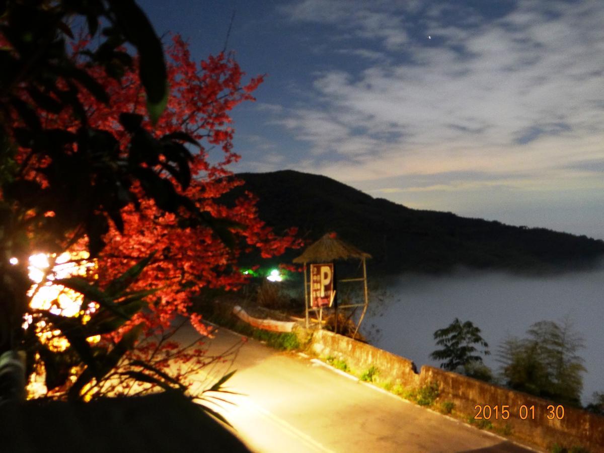 Sky Lounge B&B Zhushan Luaran gambar