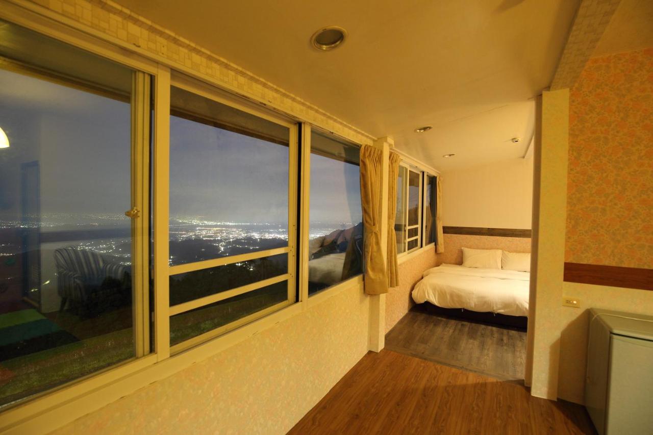 Sky Lounge B&B Zhushan Luaran gambar